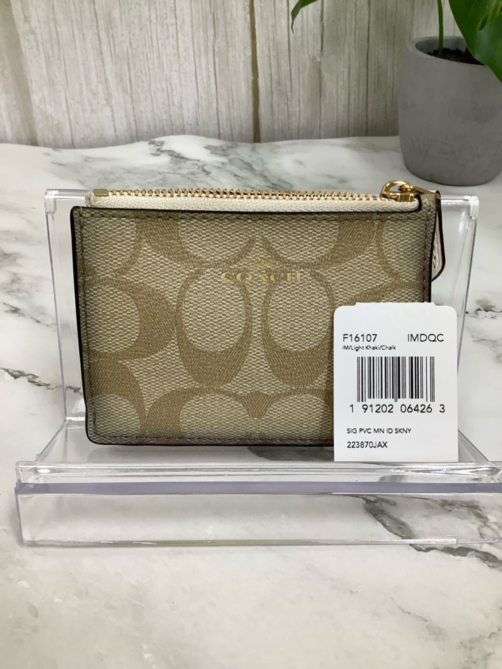 NWT Coach Selena Gomez Cream Leather ID Card Case with Zip Pocket - Picture 2 of 7